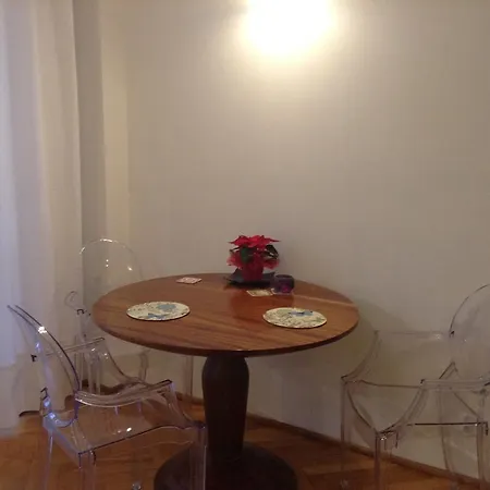 Old Zoliborz Apartment *